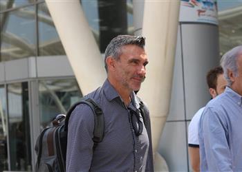 الخطيب يعقد جلسة مع مدرب الأهلي الجديد