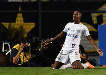 وكيل لاعب سانتوس ليفربول تقدم بعرض لضمه هذا الصيف