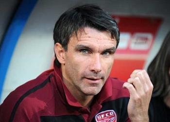 صورة كارتيرون يصل إلى مقر الأهلي