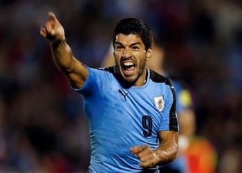 سواريز حلم الأوروجواي سيبدأ بتخطي دور المجموعات