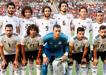 دون صلاح مروان محسن يقود هجوم مصر أمام أوروجواي في كأس العالم