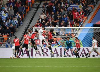 الشناوي يثير تساؤلات لينكر