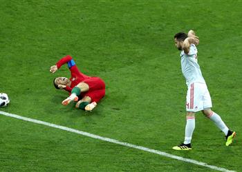 ناتشو يوضح هل تعمد عرقلة رونالدو قبل ركلة الجزاء