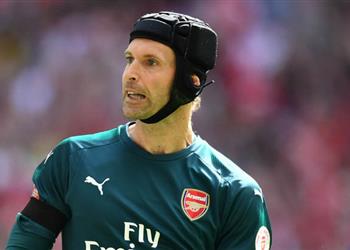 نابولي يفكر في استعارة بيتر تشيك