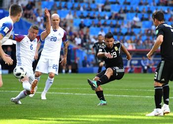 فيديو أجويرو يكسر عقدة 8 سنوات بكأس العالم أمام آيسلندا