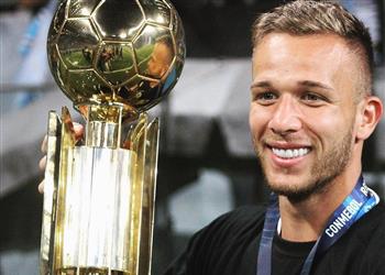 فالفيردي يحسم مصير صفقة أرثر