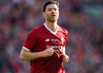 ألونسو يحدد ما ينقص ليفربول للفوز بالبطولات