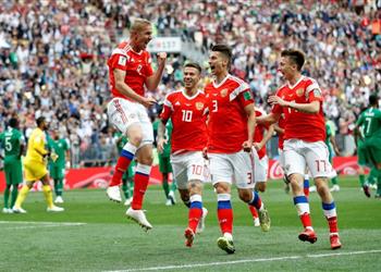 نجم روسيا مصر دفاعي ا أفضل من السعودية وأتوقع مشاركة محمد صلاح