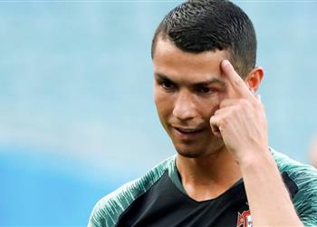 باريس سان جيرمان يغري رونالدو براتب خرافي