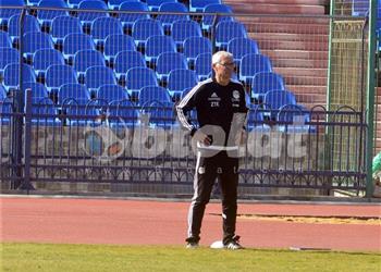 عضو اتحاد الكرة كوبر أثبت كفاءته ولا أخشى الا التحكيم بمباراة روسيا