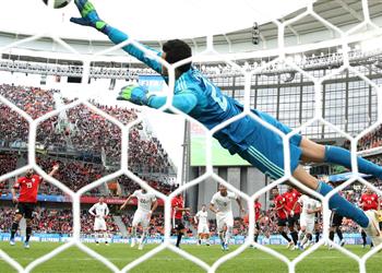 ماذا قال مدرب الأهلي الجديد لـ الشناوي قبل مباراة روسيا