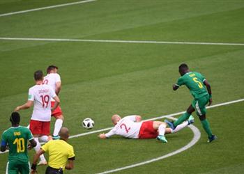 لاعب بولندا يدخل تاريخ المونديال من الباب الخلفي