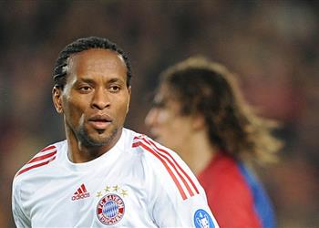 زي روبرتو يحرض نيمار على باريس سان حيرمان