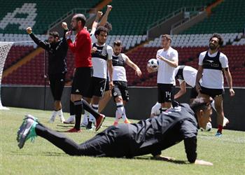 بطولات يكشف تفاصيل أزمة عصام الحضري مع كوبر قبل مباراة مصر وروسيا