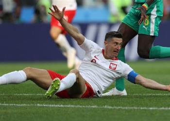 ليفاندوفسكي ينتقد أداء بولندا بعد الهزيمة أمام السنغال