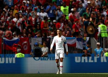 صورة آس تكشف كلمات رونالدو لمدربه بين شوطي مباراة البرتغال والمغرب