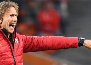 مدرب بيرو يعلق على السقوط أمام فرنسا