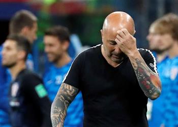 لاعبو الأرجنتين يعجلون بإقالة سامباولي