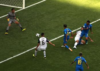 رسمي ا كوتينيو رجل مباراة البرازيل وكوستاريكا