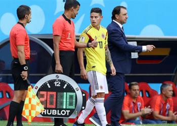 بيكرمان يكشف موقف رودريجيز من مواجهة بولندا