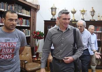 كارتيرون يتمسك برباعي الأهلي تعرف عليهم