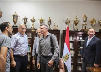 مدير الكرة بالأهلي يكشف عن طلبات كارتيرون في الميركاتو الصيفي