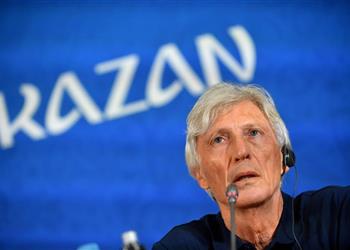 مدرب كولومبيا يهدي الفوز على بولندا لضحية تهديدات القتل