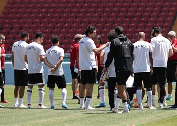 بيان اتحاد الكرة يكشف أسباب اختيار جروزني مقر ا لمنتخب مصر و طريقة الدفع للفنادق
