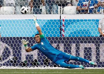 عصام الحضري مشاركتي في المونديال إنجاز لمصر ونتأسف للجماهير