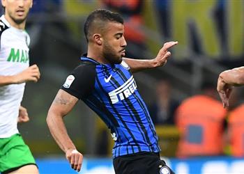 رافينيا يلمح إلى البقاء في برشلونة