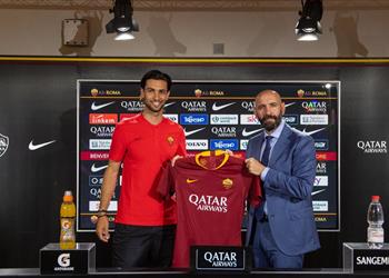 رسميا روما يعلن عن صفقة باستوري على طريقته الخاصة