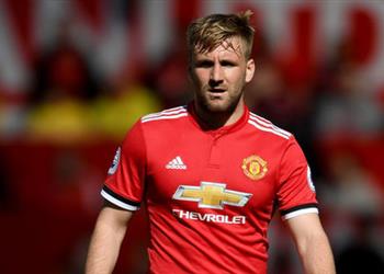 مورينيو يتراجع عن قراره ضد لوك شو