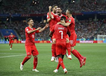 فيديو سويسرا تتعادل مع كوستاريكا وتلاقي السويد بدور الـ16