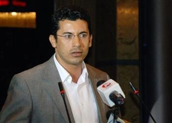 هل يستطيع وزير الرياضة إقالة اتحاد الكرة أشرف صبحي يجيب