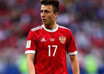 نجم روسيا يعلق على فرص انتقاله لبرشلونة ويحفزهم لضم جولوفين