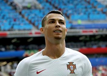 عائلة رونالدو تكشف حقيقة انخفاض الشرط الجزائي بعقده مع ريال مدريد