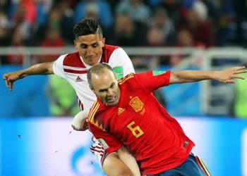 نجم أتليتكو مدريد يسير على خطى إنييستا للدوري الياباني