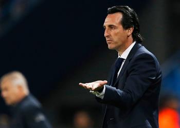 آرسنال يعلن رحيل ثلاثي الفريق