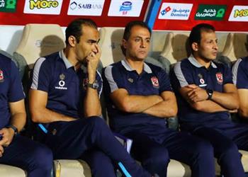 الأهرام يعلن التعاقد مع مدرب الأهلي السابق