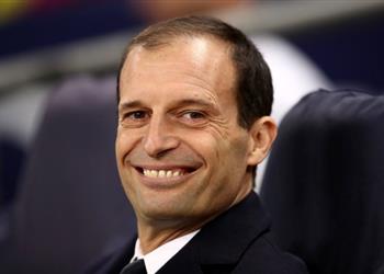 يوفنتوس يعلن تجديد عقد ثنائي الفريق