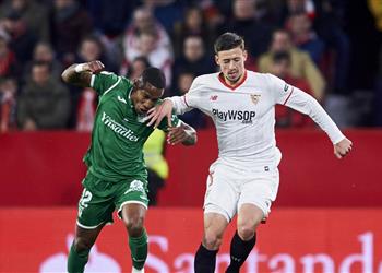 هدف برشلونة يؤجل إعلان قراره النهائي