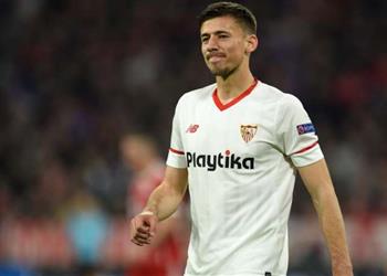 إشبيلية يعرف قرار مدافعه النهائي حول عرض برشلونة