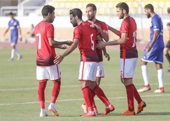 الأهلي يضم 19 لاعب ا في قائمته الأولية للموسم الجديد