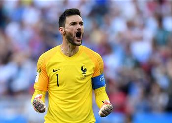 حارس فرنسا شعرنا بالخوف بعد الهدف الثالث للأرجنتين