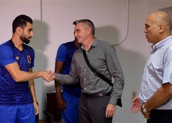 كارتيرون يوجه طلب ا تكتيكي ا للاعبي الأهلي