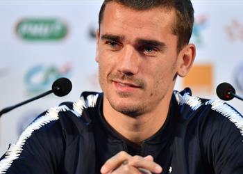 جريزمان يعلق على صدامه بجودين ويؤكد كافاني المهاجم الأفضل