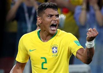 مدافع البرازيل يحذر من قوة المكسيك