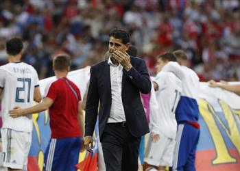 مدرب برشلونة السابق ضمن المرشحين لخلافة هييرو في إسبانيا