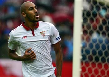 نزونزي يعلن التمرد على إشبيلية