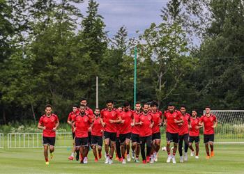 إصابة نجم الأهلي في المران الأول بمعسكر كرواتيا